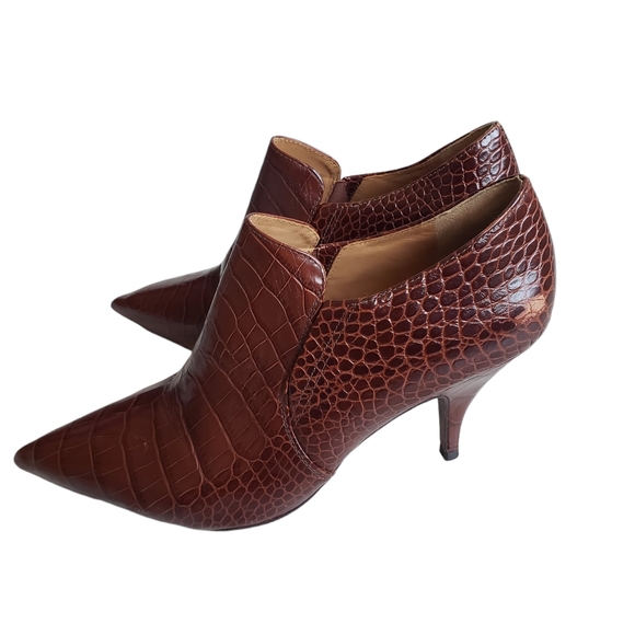 Tory Burch Size 9 Brown Georgina Crocodile Loafer Bootie - Picture 3 of 12
